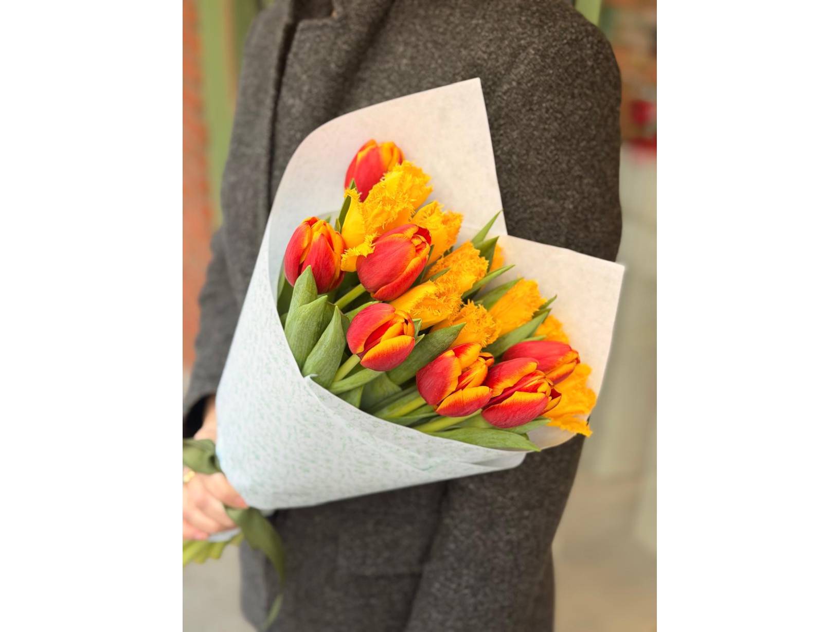 ტიტების თაიგული მზის სხივი