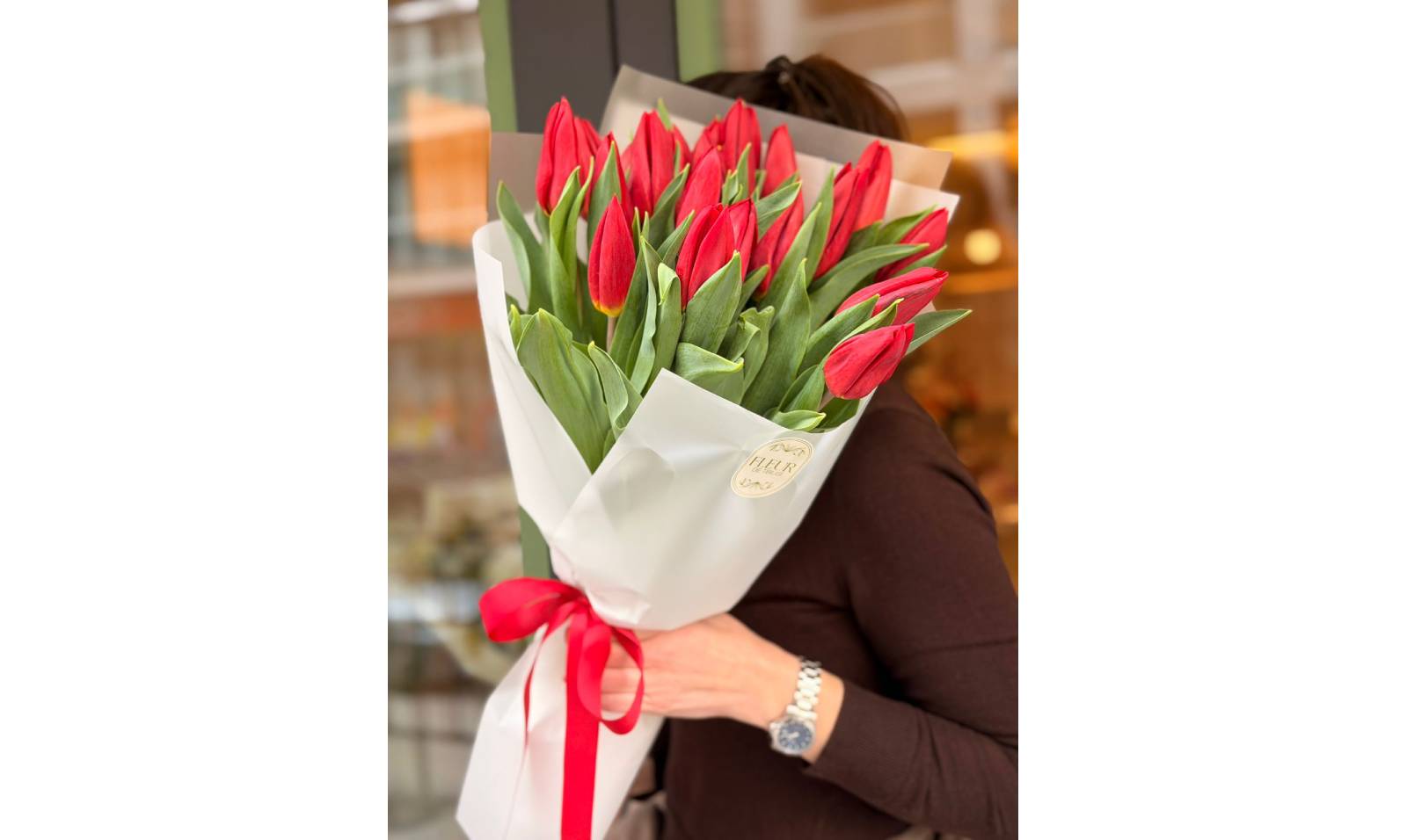 წითელი ტიტების თაიგული